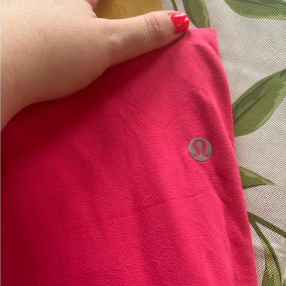 Lululemon Pink Athletic t shirt and leggings - Picture 3 of 4